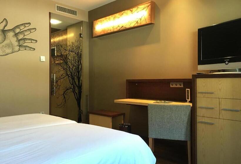Номер Стандарт с Террасой, Sommos Hotel Aneto