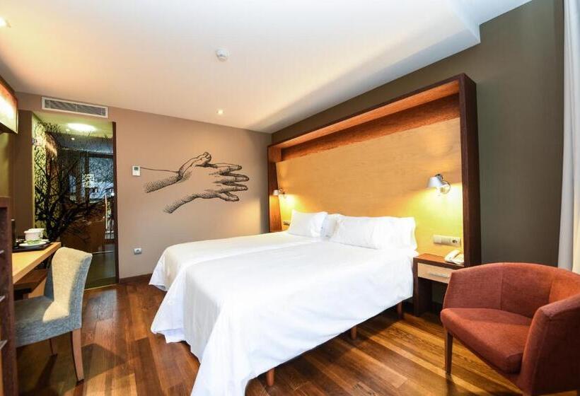 Номер Стандарт, Sommos Hotel Aneto