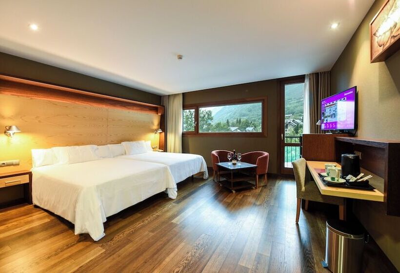 Номер Superior, Sommos Hotel Aneto