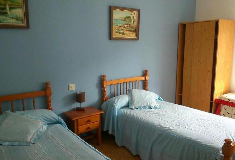 4间卧室的房子, Villa