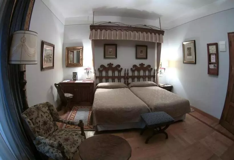 اتاق استاندارد, Parador De Santiago Hostal Reis Catolicos