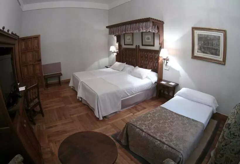 اتاق استاندارد, Parador De Santiago Hostal Reis Catolicos