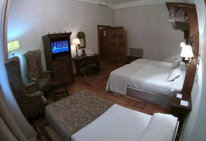 اتاق استاندارد, Parador De Santiago Hostal Reis Catolicos