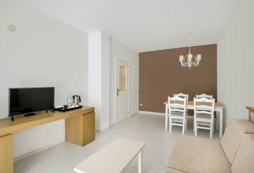 Полулюкс, Sol Sancti Petri Apart