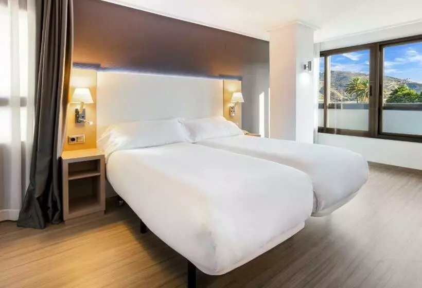 اتاق استاندارد, B&b Hotel Cartagena Cartagonova