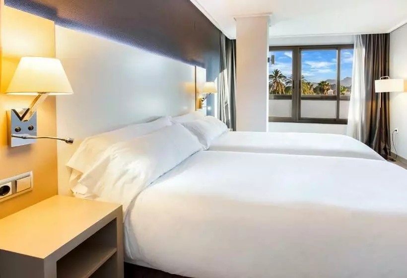 اتاق استاندارد, B&b Hotel Cartagena Cartagonova