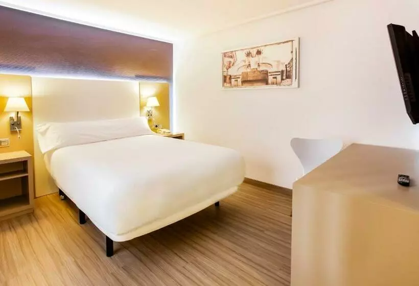 اتاق استاندارد یک نفره, B&b Hotel Cartagena Cartagonova