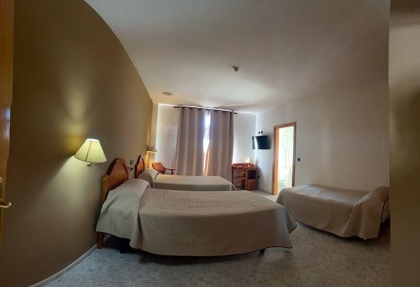 غرفة قياسية ثلاثية, Hospedium Hotel Twist