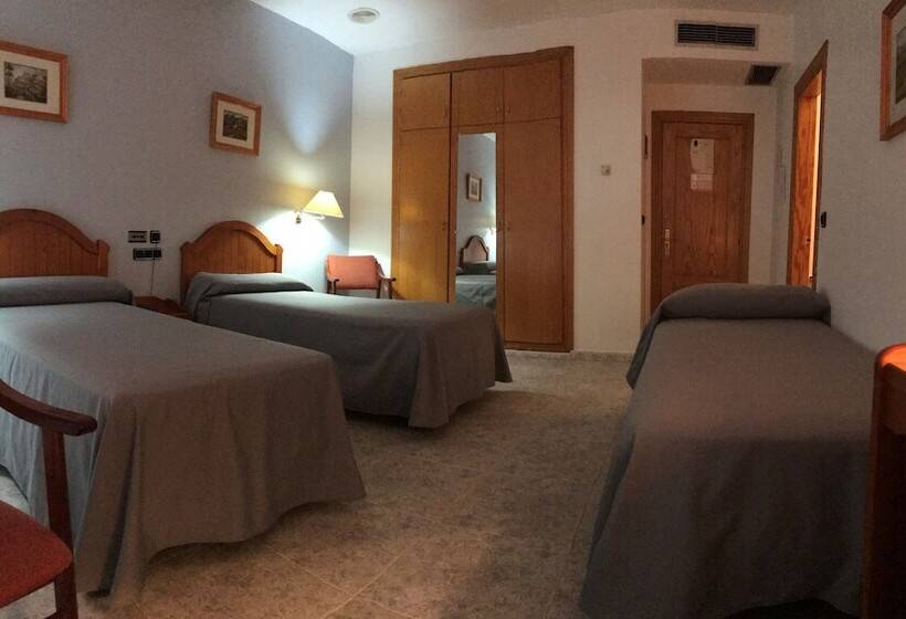 Номер Стандарт Трехместный, Hospedium Hotel Twist