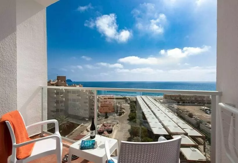 اتاق استاندارد با چشمانداز دریا, Aluasun Doblemar