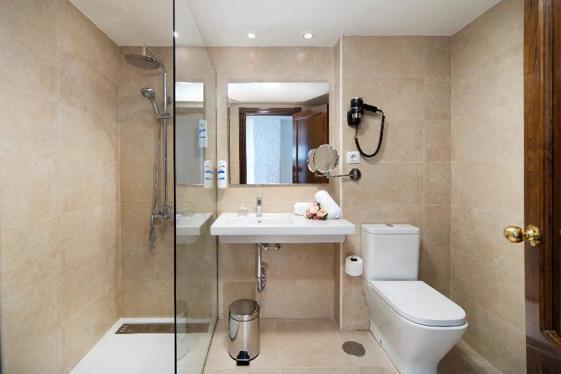 Номер Стандарт Трехместный, Aluasun Doblemar