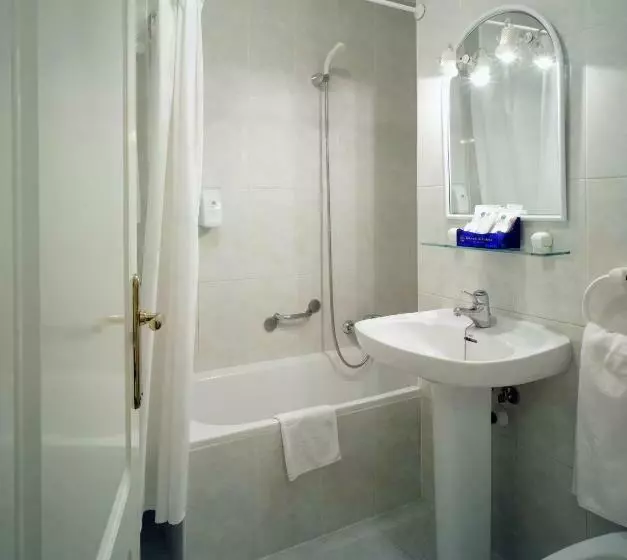 اتاق کلاسیک, Balneario de Archena  Hotel León