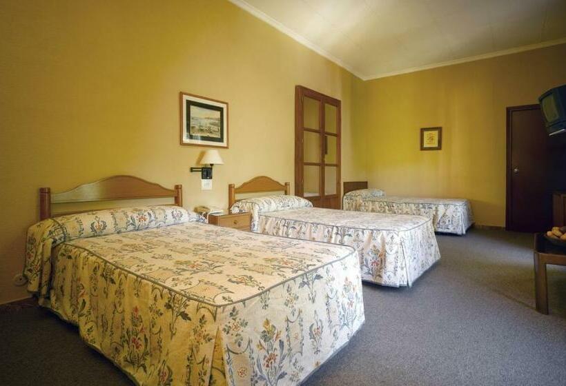 غرفة عائلية, Balneario de Archena  Hotel León