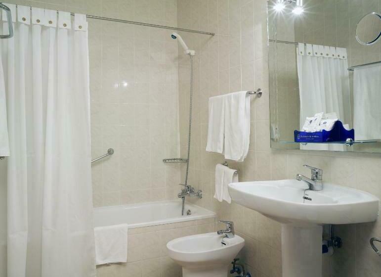 Семейный Номер, Balneario De Archena   Hotel León
