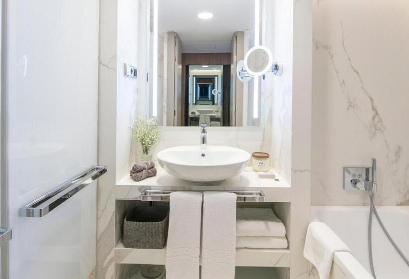 Номер Стандарт, Barcelo Emperatriz