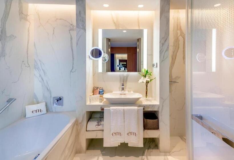 اتاق پریمیوم با بالکن, Barcelo Emperatriz