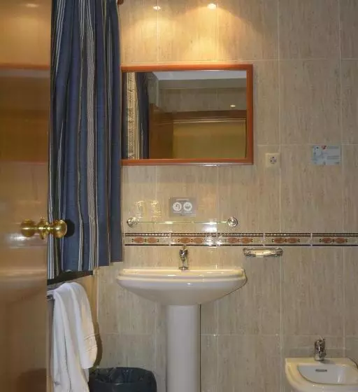 اتاق استاندارد یک نفره, Casa Emilio