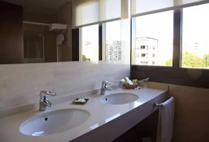اتاق استاندارد, Coia De Vigo