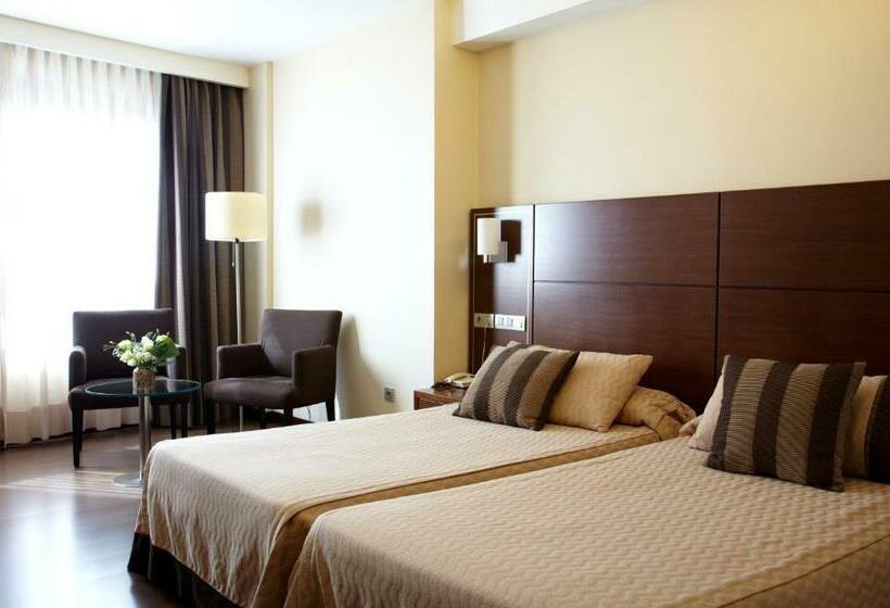 スタンダードトリプルルーム, Coia De Vigo