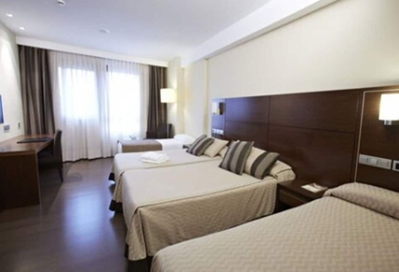 スタンダードトリプルルーム, Coia De Vigo