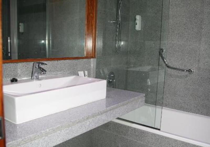 スタンダードトリプルルーム, Coia De Vigo