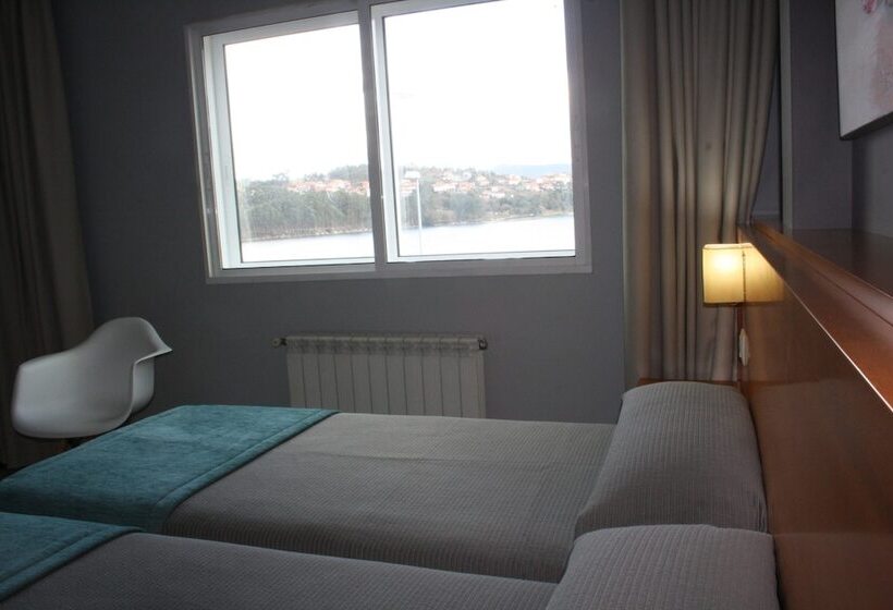 اتاق استاندارد, Combarro