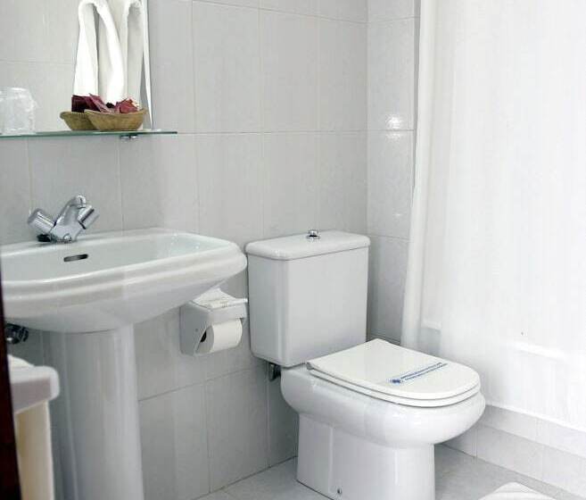 غرفة قياسية, Compostela Vigo