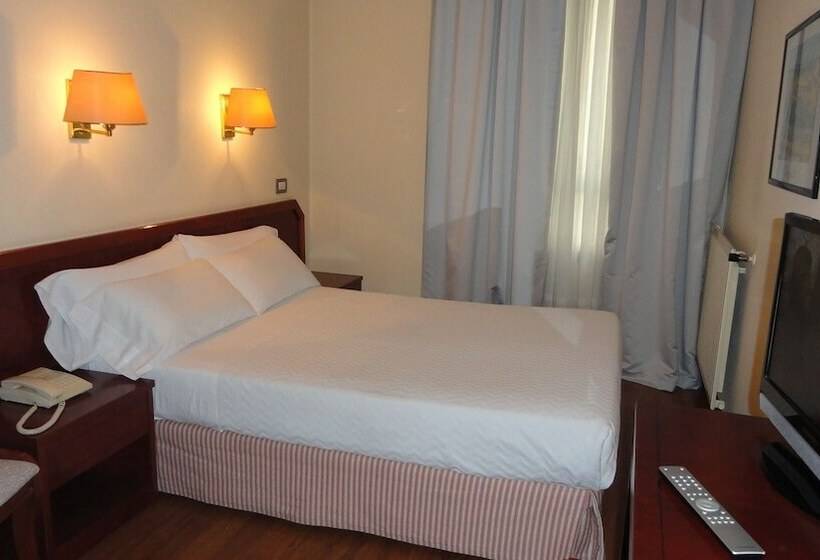 غرفة قياسية, Compostela Vigo