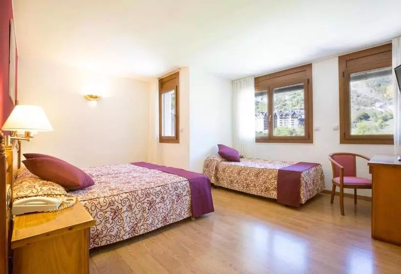 Chambre Triple Standard, Eth Solan & Spa