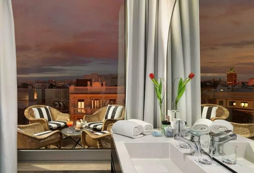اتاق لوکس با تراس, H10 Puerta de Alcalá