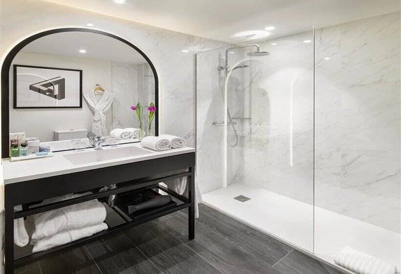اتاق لوکس با تراس, H10 Puerta de Alcalá