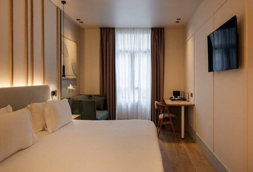 Номер Superior, H10 Puerta de Alcalá