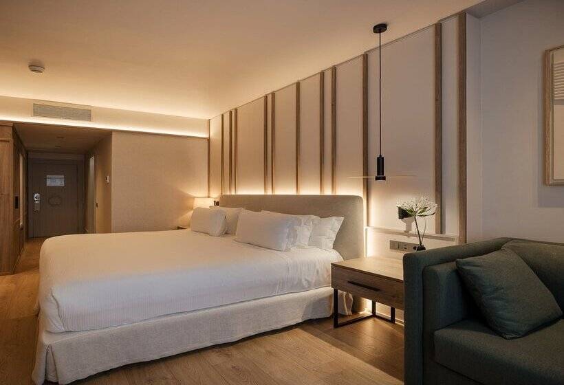 اتاق سوپریور, H10 Puerta de Alcalá