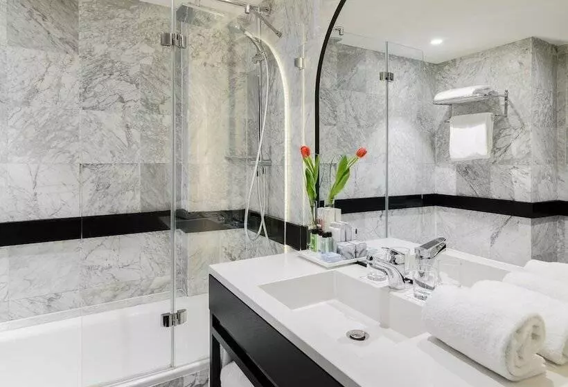اتاق سوپریور, H10 Puerta de Alcalá