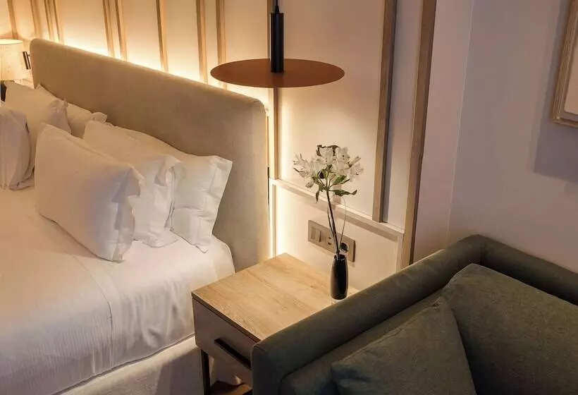 اتاق سوپریور, H10 Puerta de Alcalá