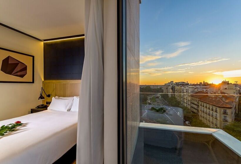 Номер Стандарт с Террасой, H10 Puerta de Alcalá