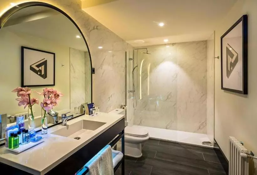 اتاق لوکس با تراس, H10 Puerta de Alcalá