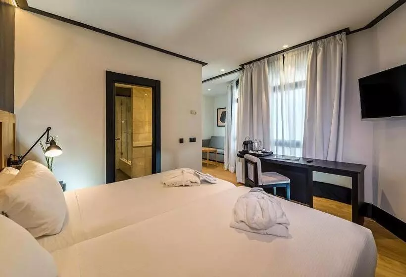 اتاق لوکس, H10 Puerta de Alcalá