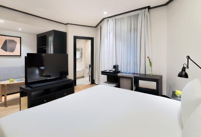 اتاق لوکس, H10 Puerta de Alcalá