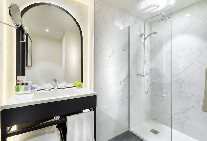 Номер Стандарт, H10 Puerta de Alcalá