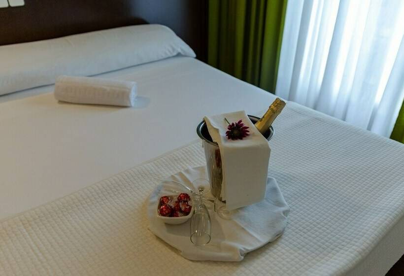 スタンダードルーム, Las Estrellas