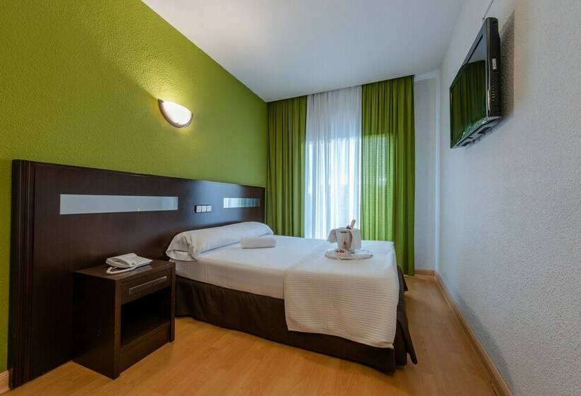 スタンダードルーム, Las Estrellas