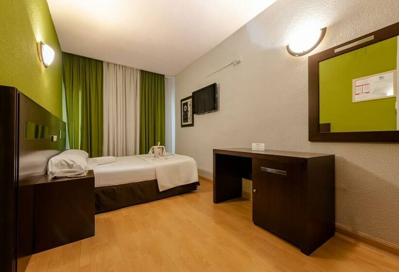 スタンダードルーム, Las Estrellas