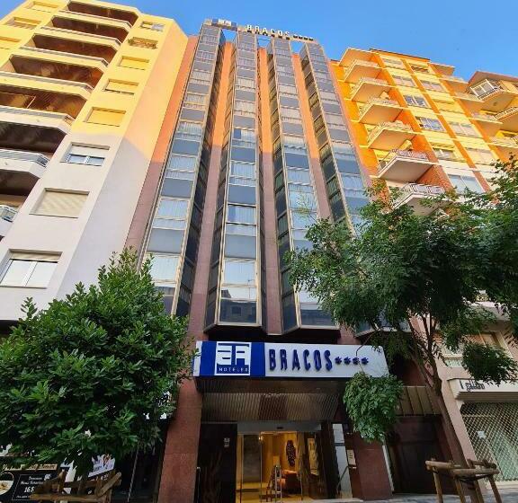 חדר אקונומי יחיד, Los Bracos