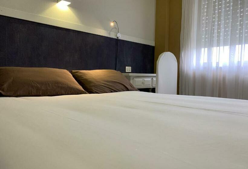 스탠다드 룸, Los Olmos