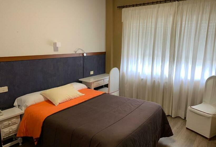 스탠다드 룸, Los Olmos