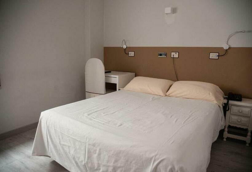 스탠다드 룸, Los Olmos