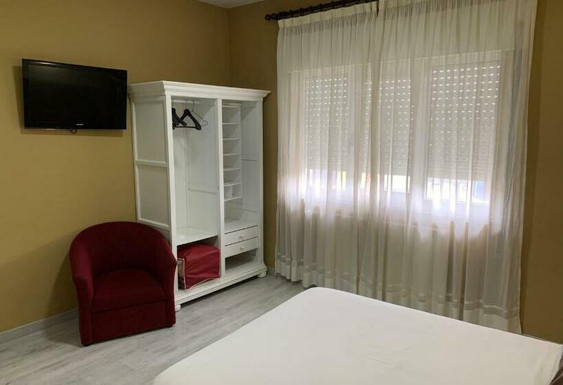 패밀리 룸, Los Olmos