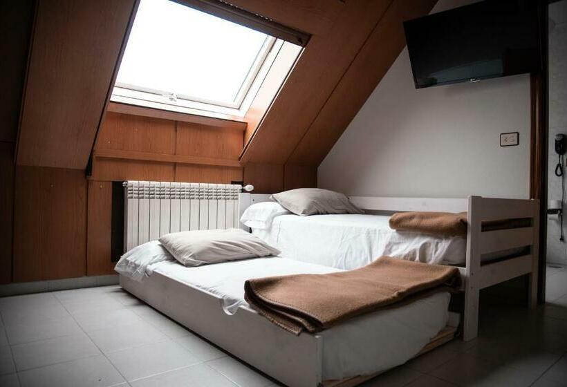 패밀리 룸, Los Olmos