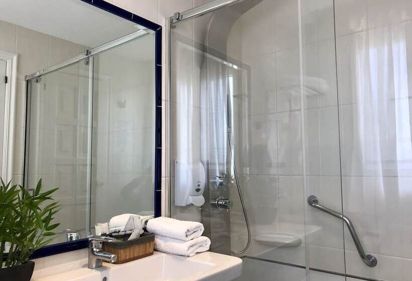 חדר סטנדרט יחיד, Nuevo Vichona